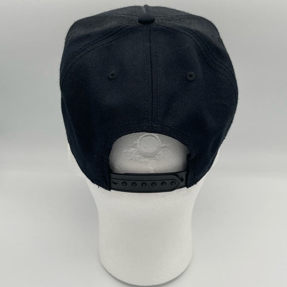 Batman‎ hat - Picture 4 of 7